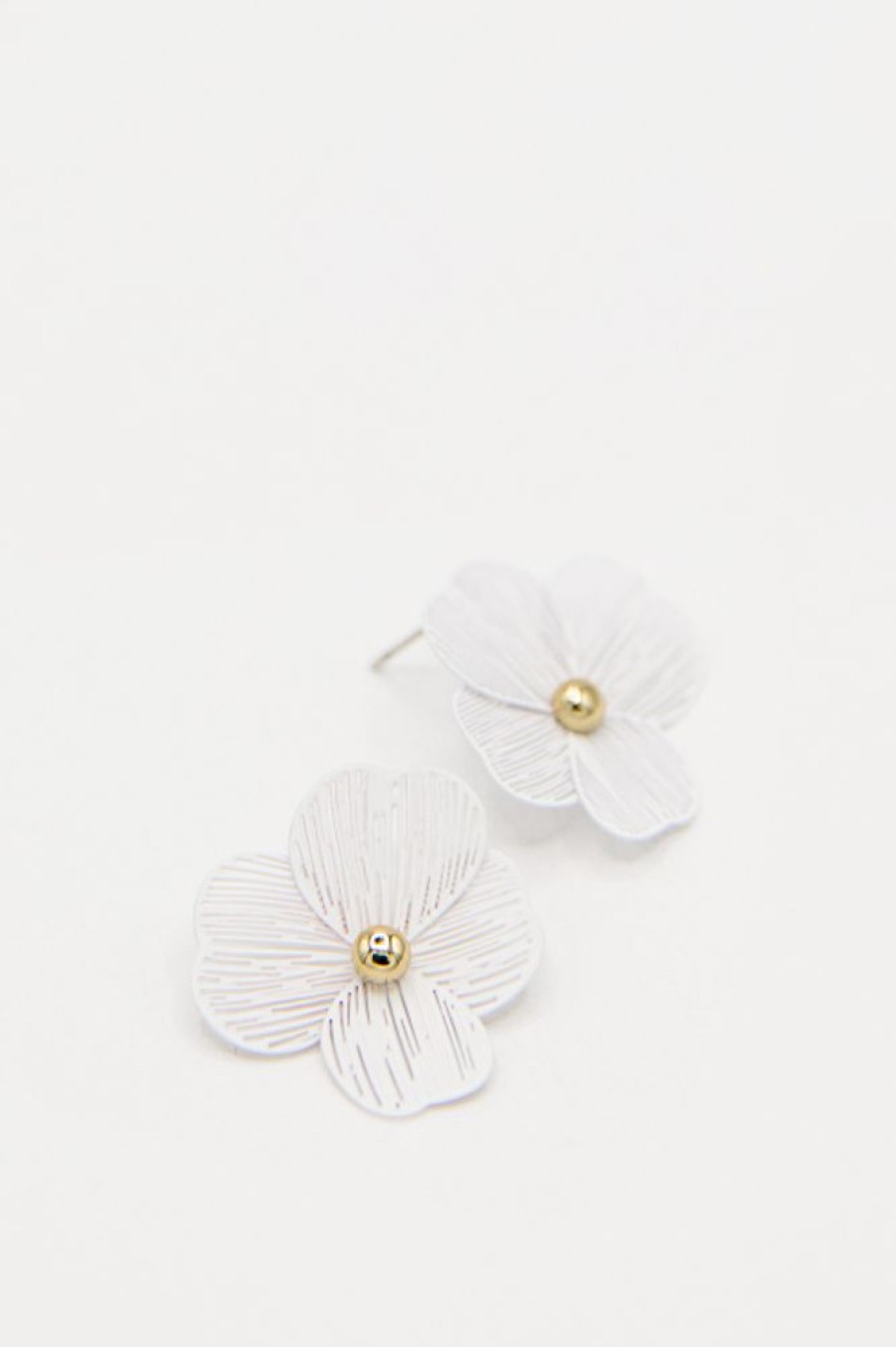 Golden Stella Jewelry | Brass Filigree Earrings, White