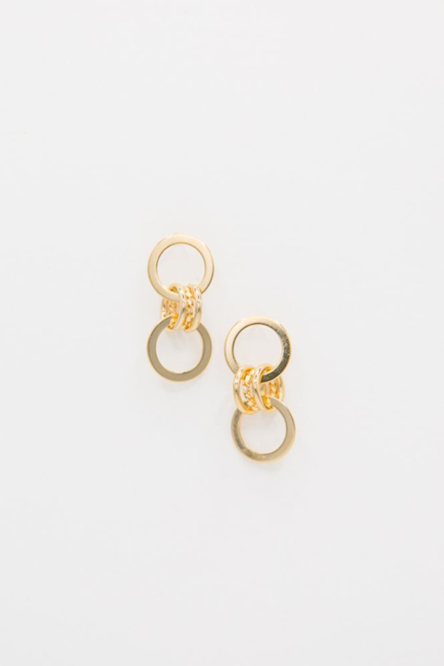 Golden Stella Jewelry | Linked Ring Metal Earrings, Gold