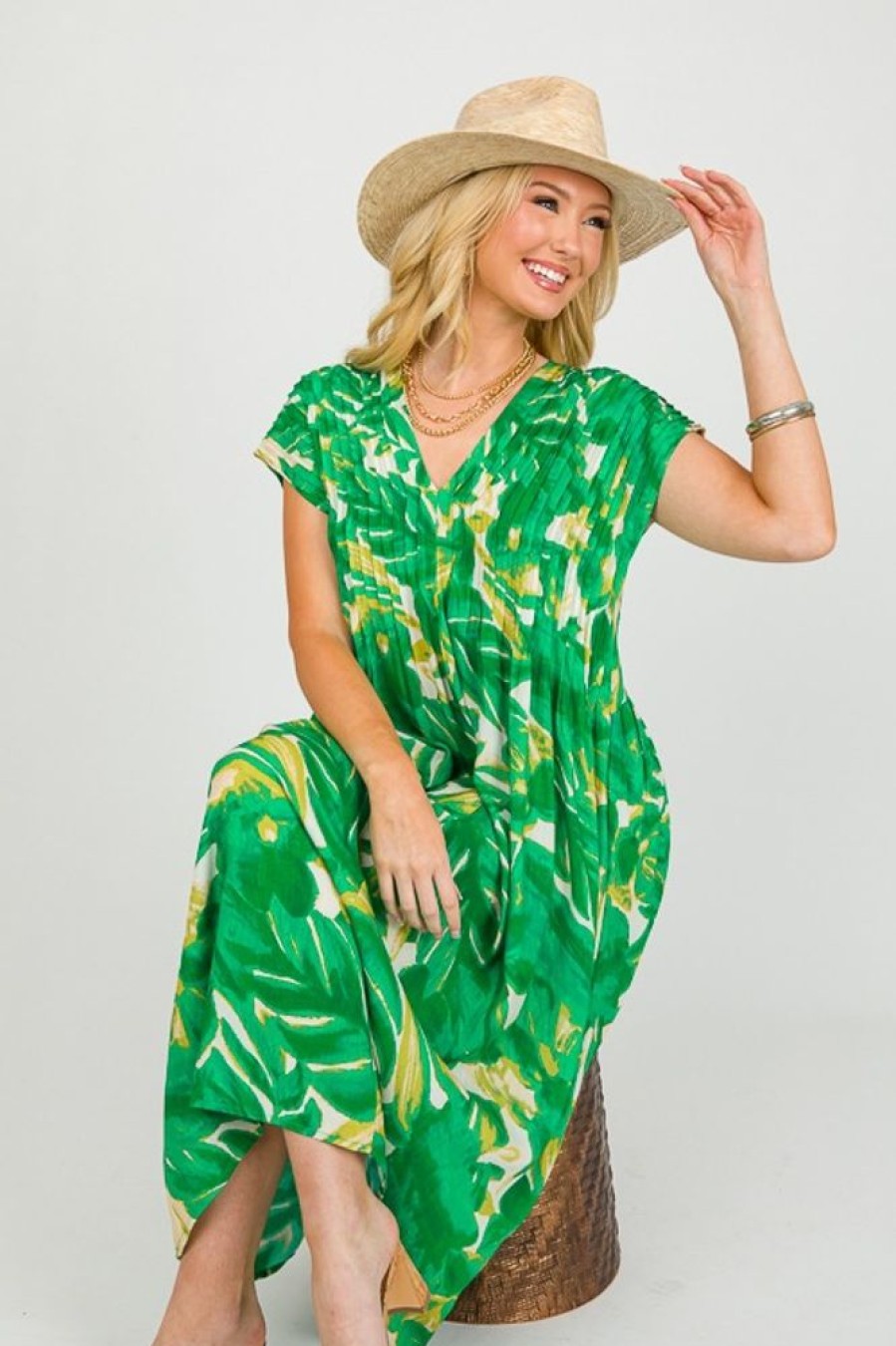 She + Sky Maxi & Midi | Printed Pintuck Midi, Green