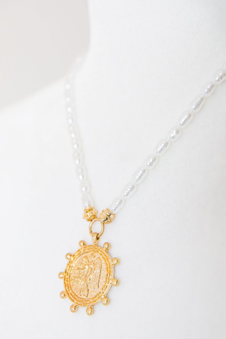 Golden Stella Jewelry | Coin Pendant & Pearl Necklace