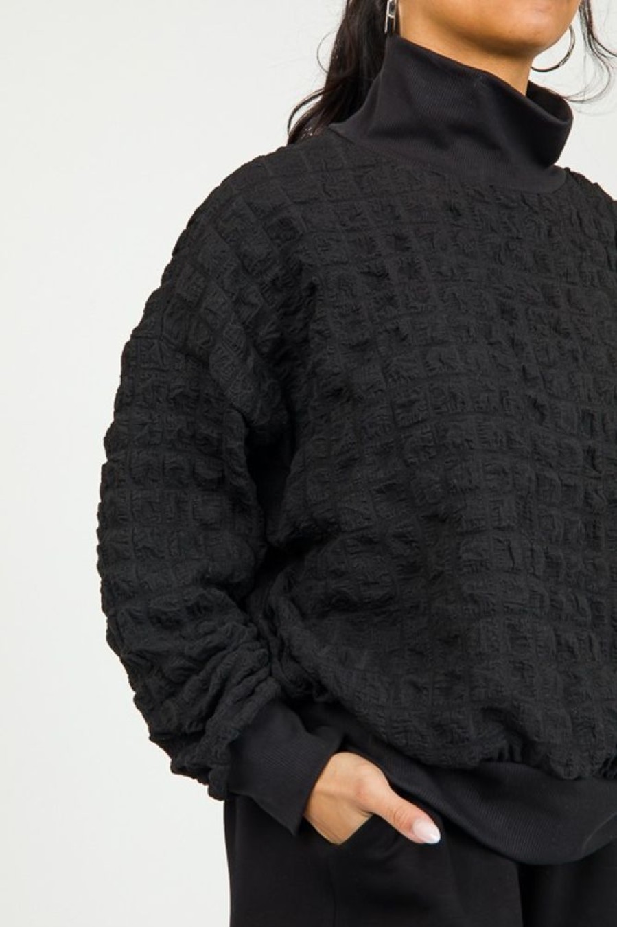 Bucketlist 3/4 & Long Sleeve | Bubble Texture Pullover, Black