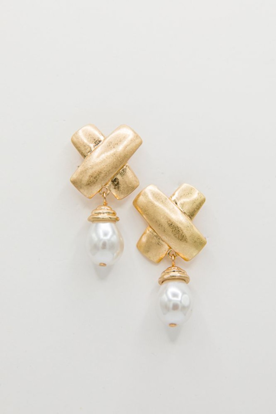 Golden Stella Jewelry | Crisscross & Pearl Earrings