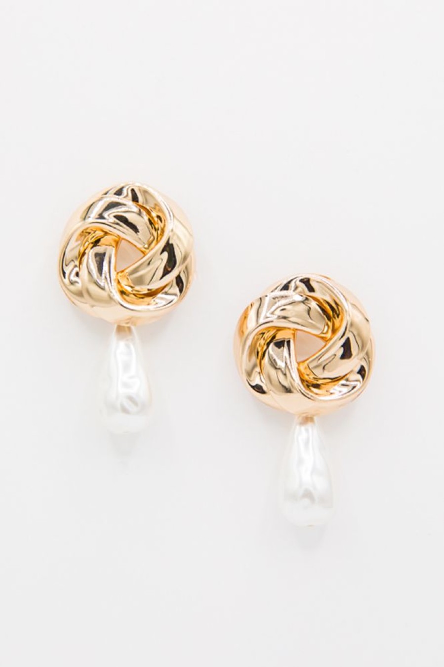 Golden Stella Jewelry | Love Knot & Pearl Earrings