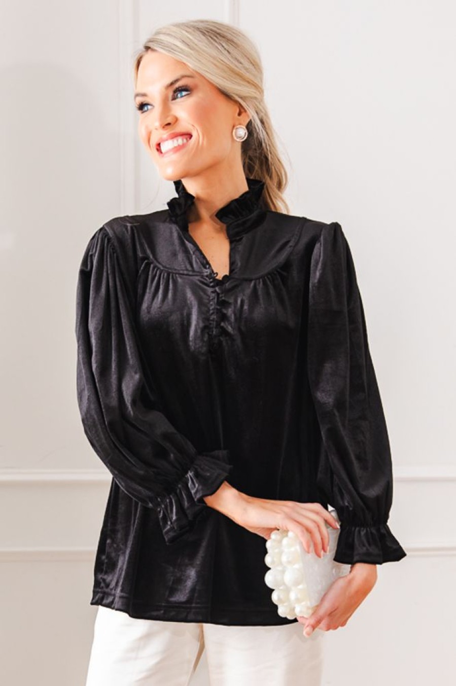 Umgee 3/4 & Long Sleeve | Glynn Velvet Top, Black