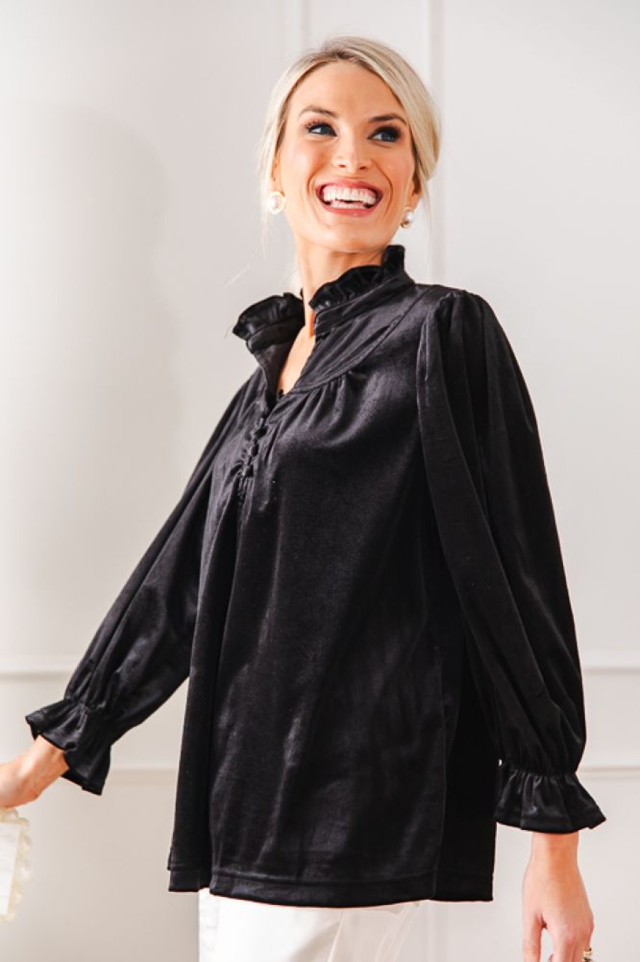 Umgee 3/4 & Long Sleeve | Glynn Velvet Top, Black