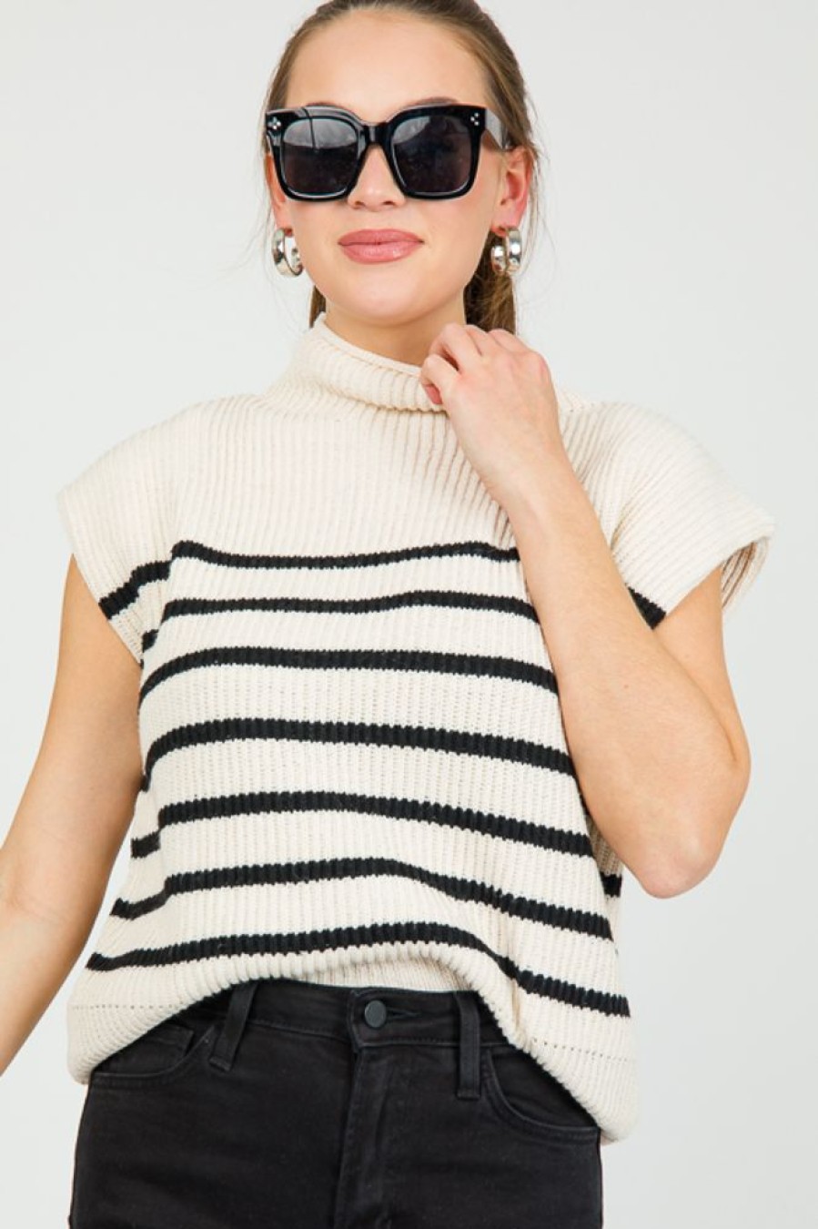 Le Lis Short Sleeve & Sleeveless | Nova Sweater Vest, Cream/Black Stripe