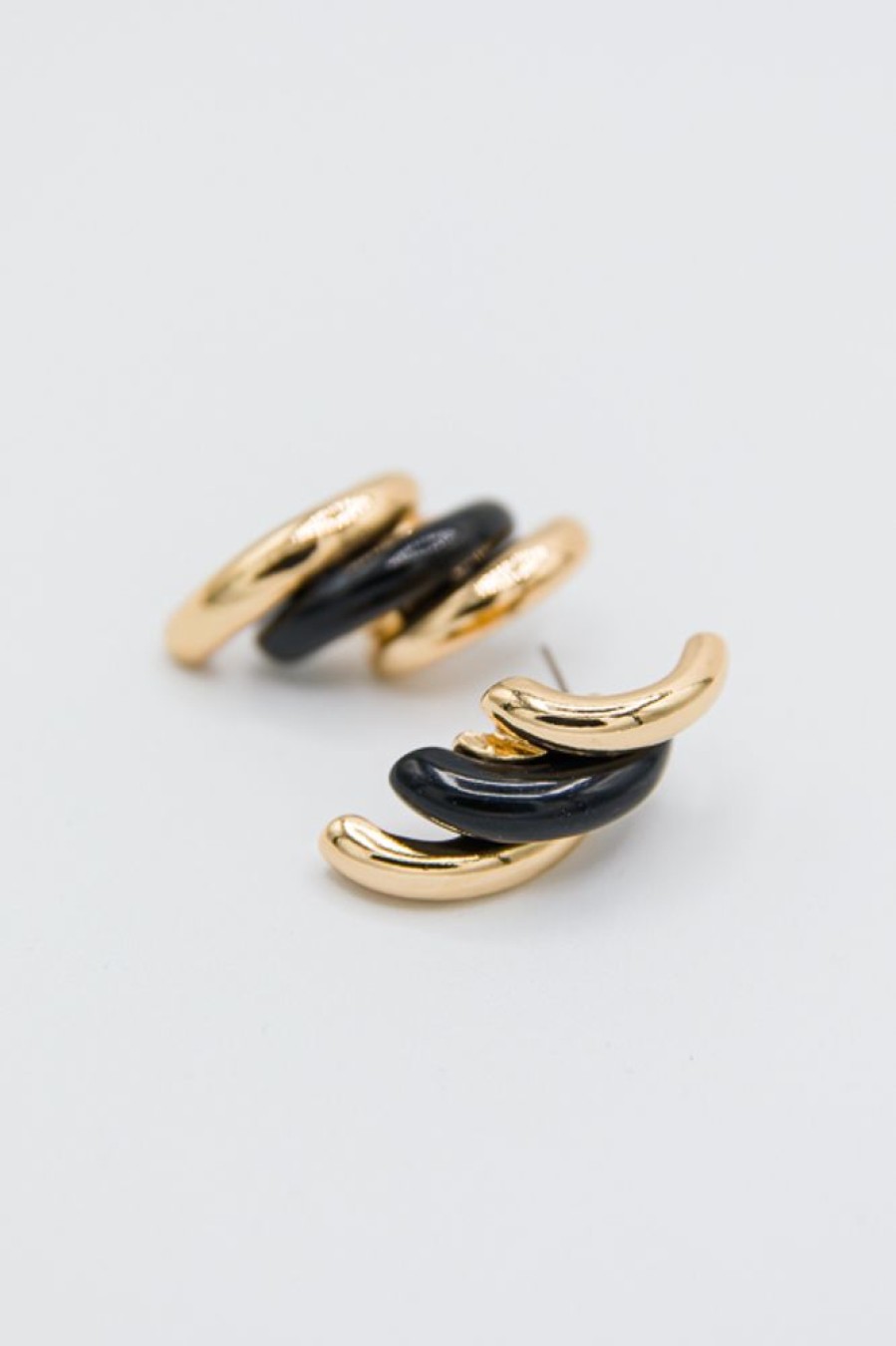 Golden Stella Jewelry | Curved Oval Shape Earrings, Black