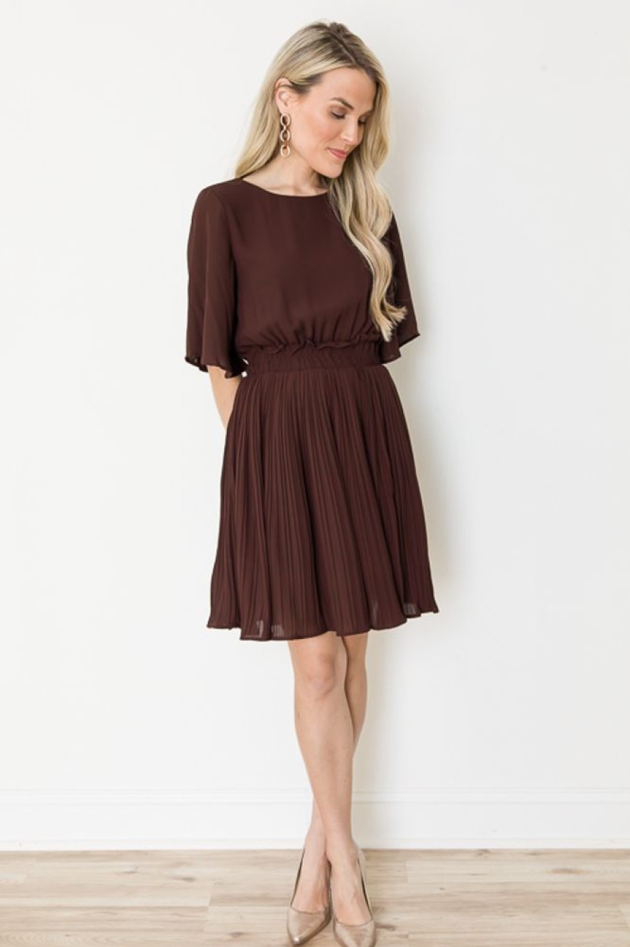 LLove Dresses W/ Sleeves | Alma Pleated Dress, Dark Brown