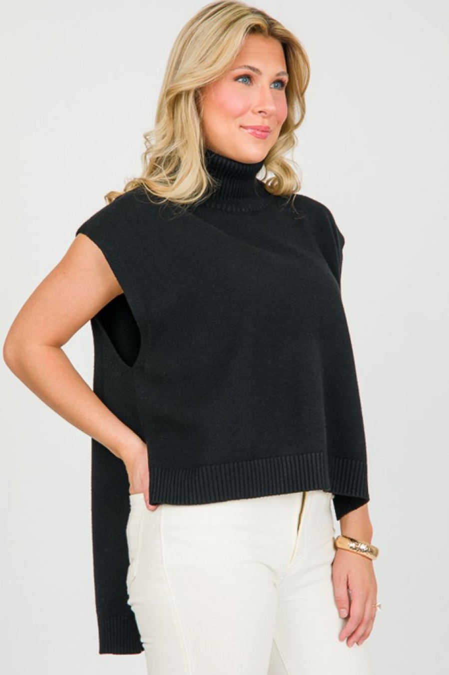 Charlotte Avery Short Sleeve & Sleeveless | High Low Sleeveless Sweater, Black