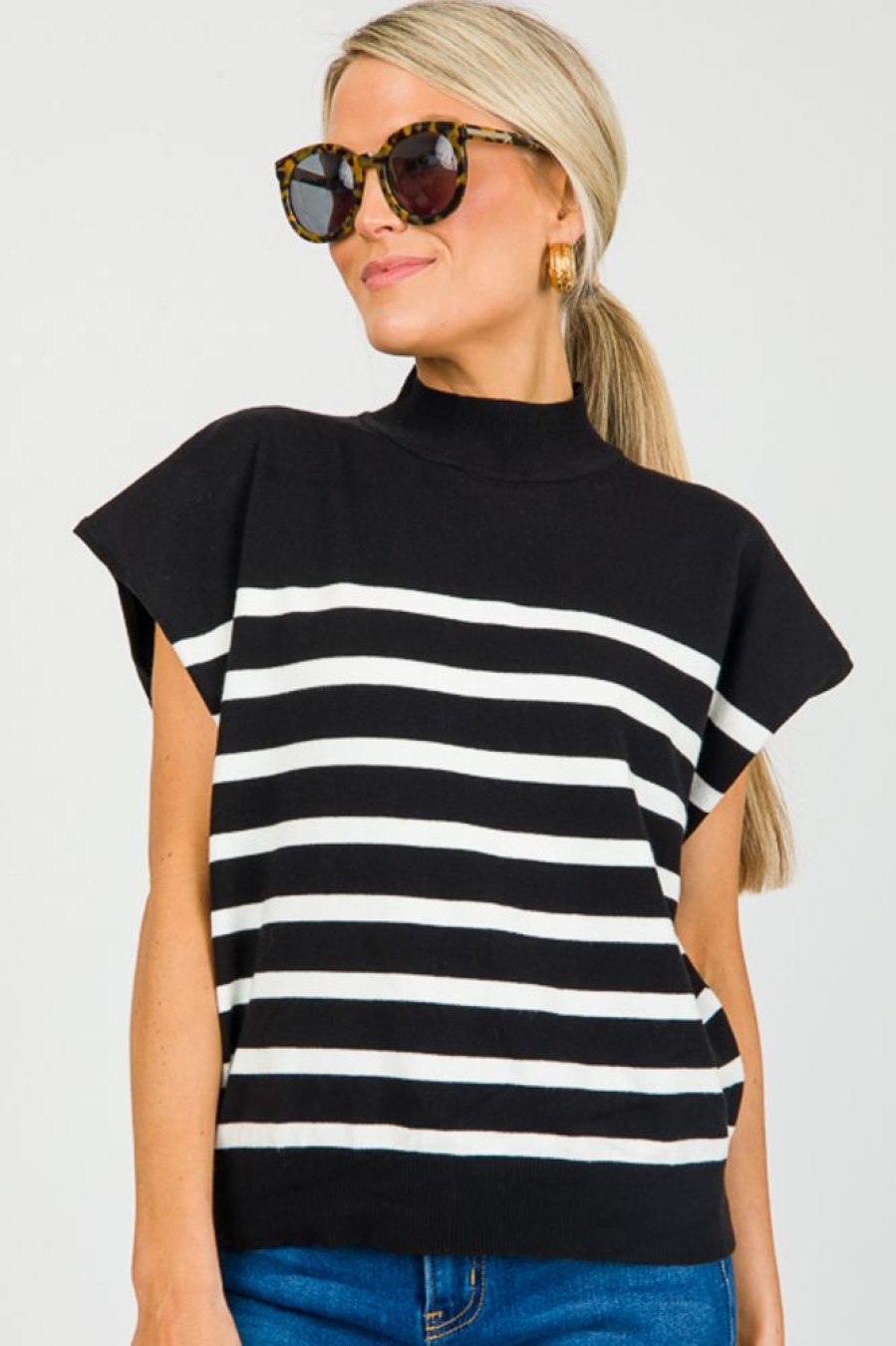 Eesome Short Sleeve & Sleeveless | Ally Stripe Sweater, Black